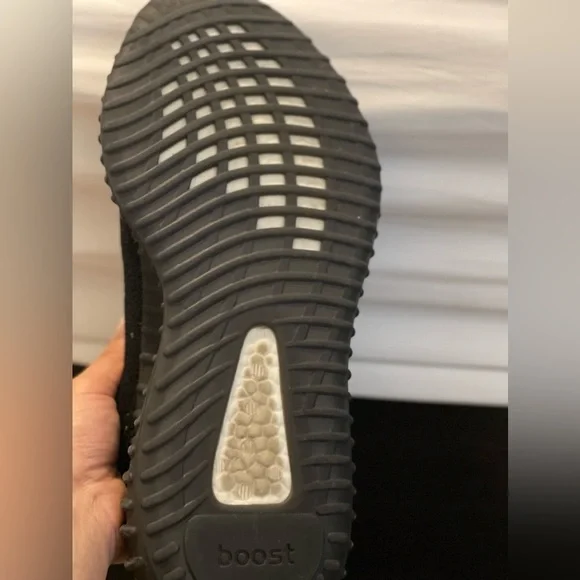 Yeezy Boost 350 V2 'Oreo men's size 13